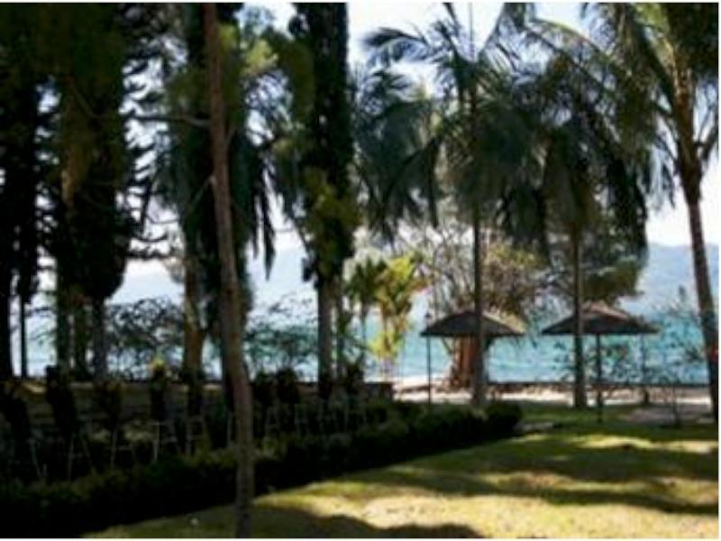 Pandu Lakeside Hotel Parapat Exteriör bild