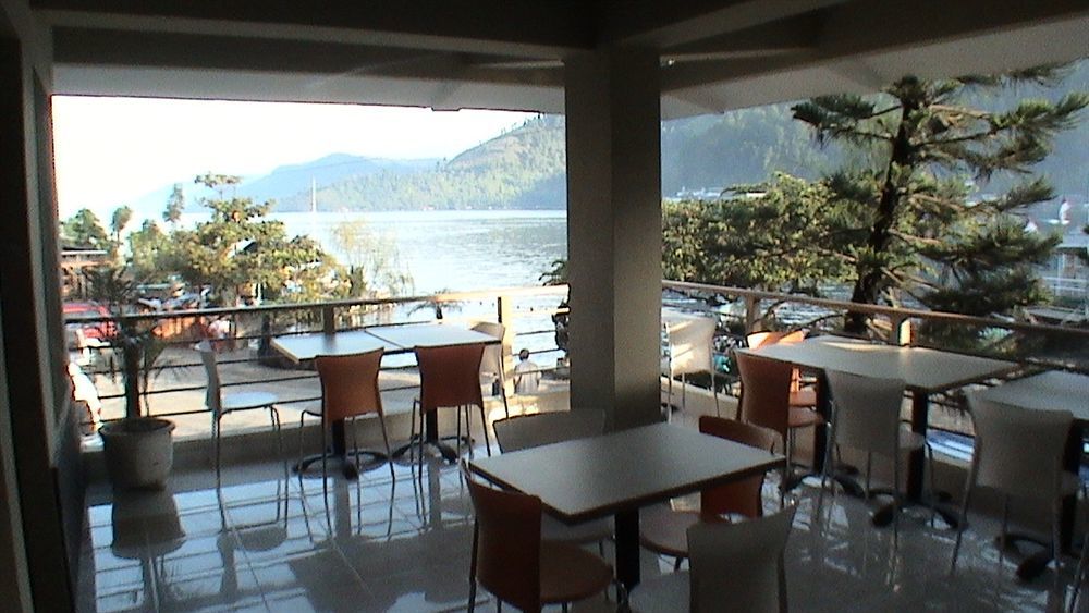 Pandu Lakeside Hotel Parapat Exteriör bild